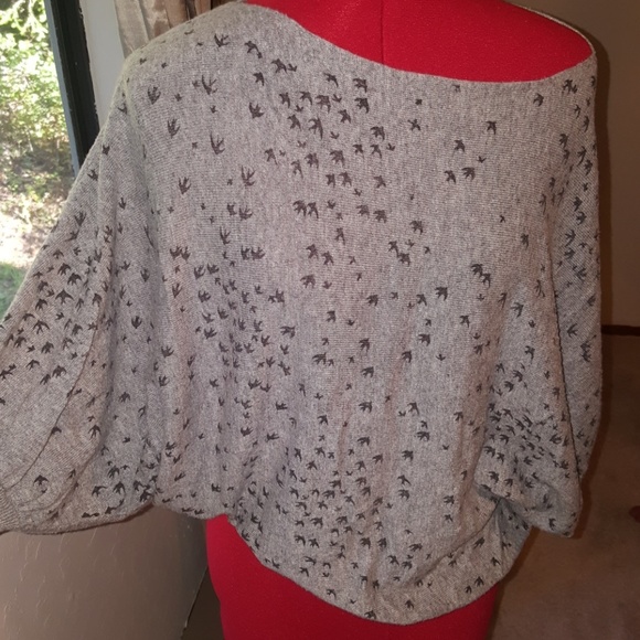 Jane Norman gray top size Small - Picture 2 of 7